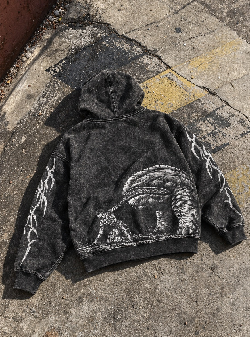 Worm Apostle Fight – Hoodie – flat-lay | Berserk