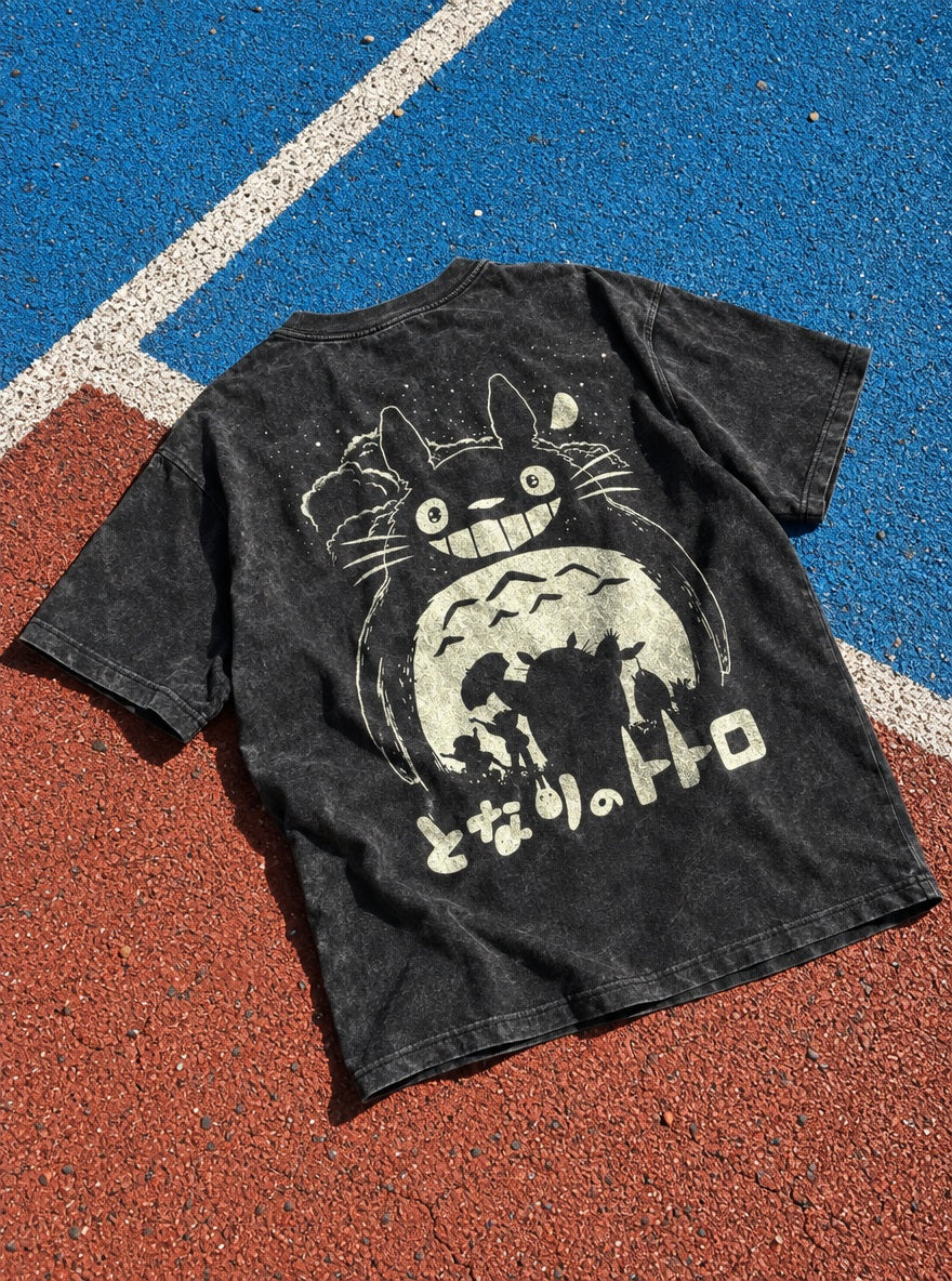 Totoro Moon – T-Shirt – flat-lay | Ghibli