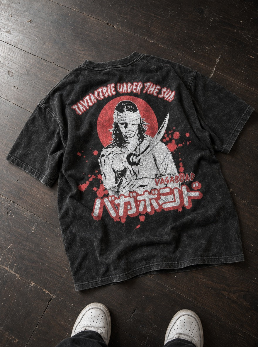 Invincible Musashi – T-Shirt – flat-lay | Vagabond