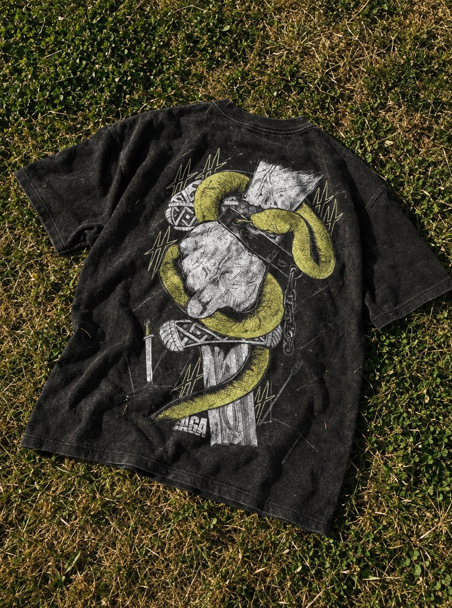 Serpent Blade – T-Shirt – flat-lay | Vinland Saga