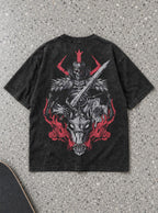 Skull Knight Steed – T-Shirt – flat-lay | Berserk