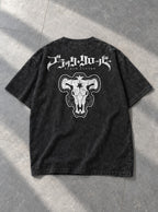 Black Bulls Emblem – T-Shirt – flat-lay | Black Clover