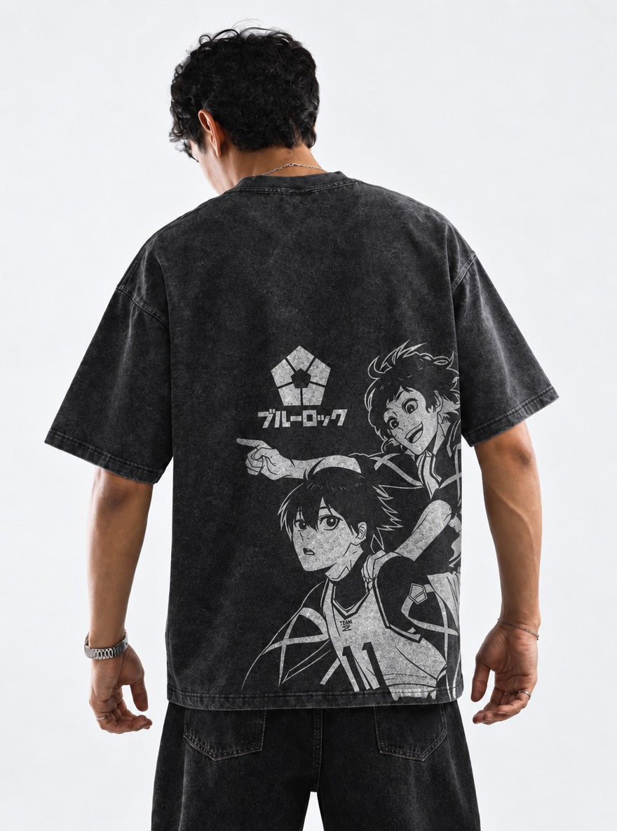 Dual Crest – T-Shirt – model shot | Blue Lock