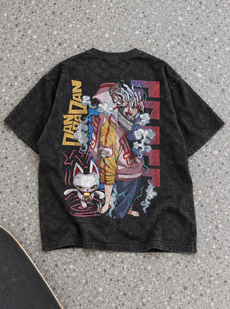 Okarun & Turbo Granny – T-Shirt – flat-lay | Dandadan
