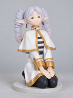 Frieren Kneeling Figure – left view | Frieren