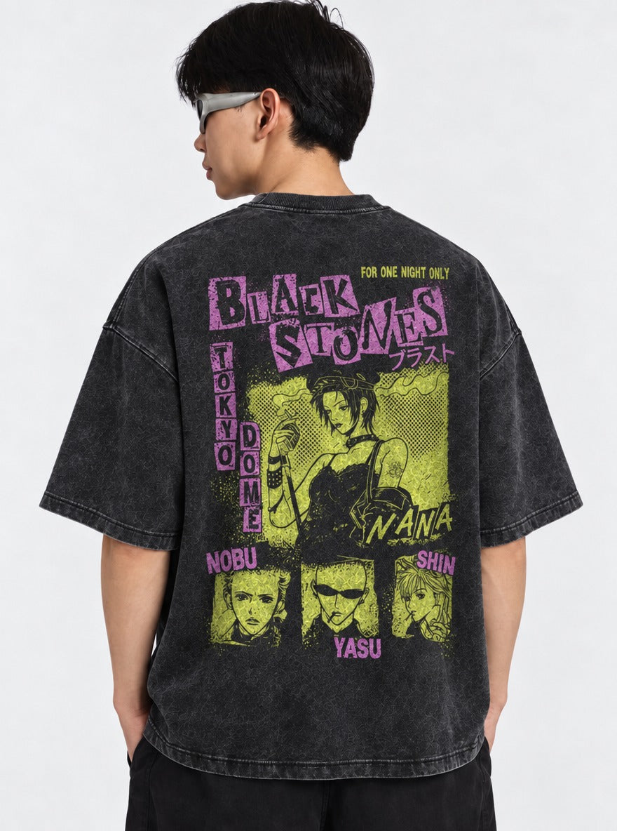 Center Mic – T-Shirt – model shot | Nana