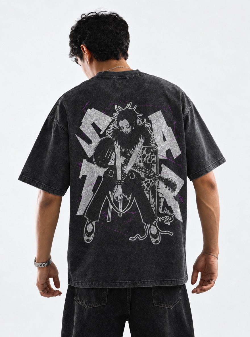 Guitar Slouch – T-Shirt – model shot | Nana