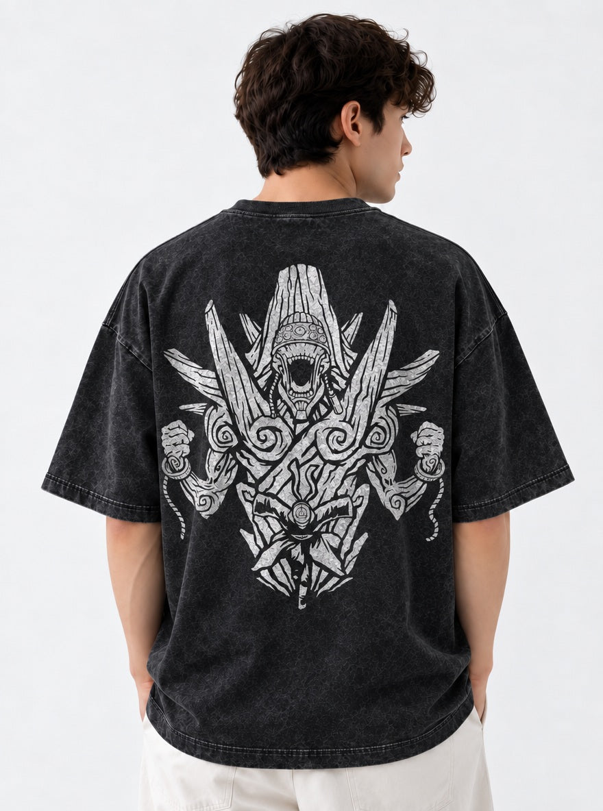 Demonic Statue – T-Shirt – model shot | Naruto