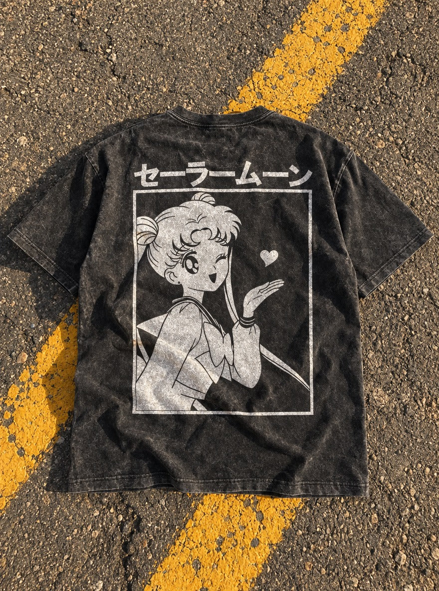Winking Heart – T-Shirt – flat-lay | Sailor Moon